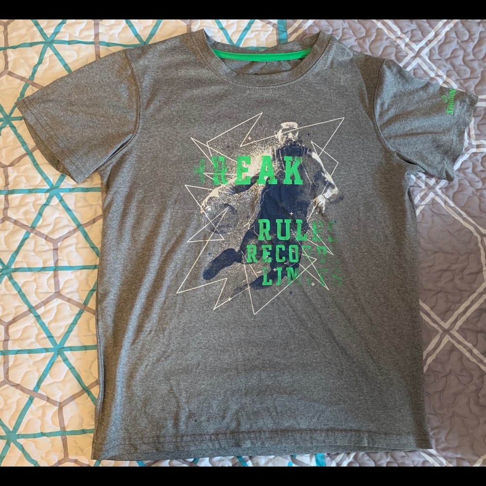 Spalding athletics dry fit boys tee!